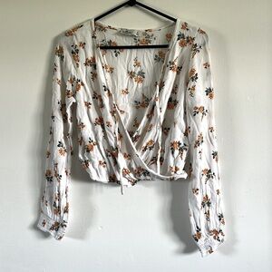 White floral Hollister long sleeve wrap top
